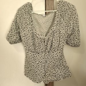 Old Navy black and white floral top